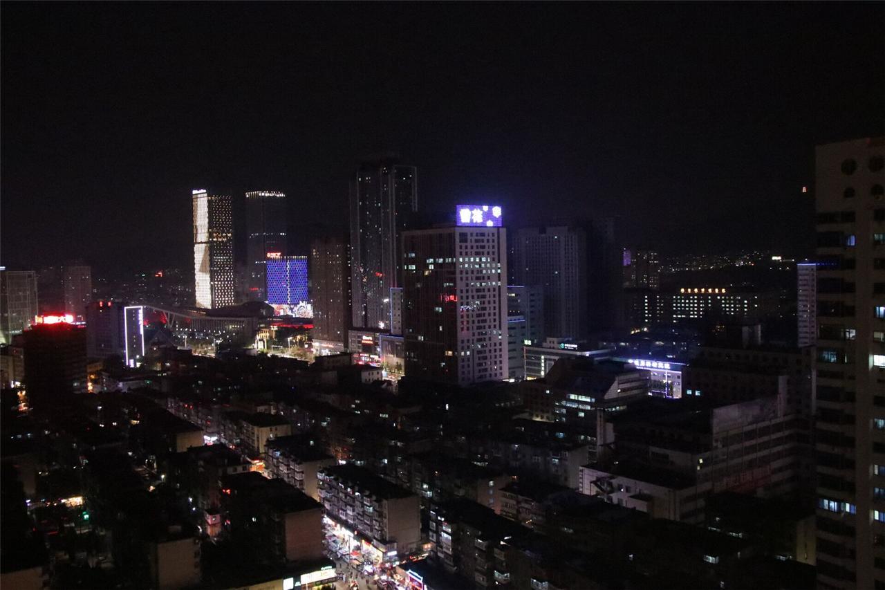Yantai Music Theme Youth Hostel 외부 사진